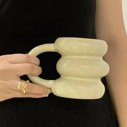 white Bubble roll ceramic mug